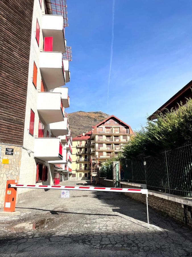 Gina'S Home - Appartamento Nel Cuore Di Bardonecchia Εξωτερικό φωτογραφία